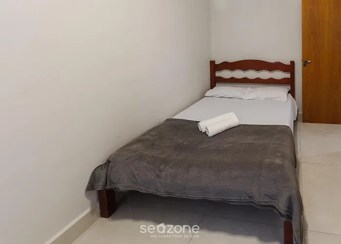 Apto a 130m da Praia Grande Ubatuba-SP SBG003