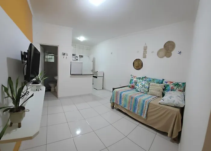Apartamento pé na areia na Praia Maranduba